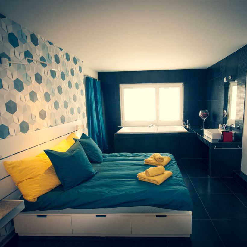 chambre avec lit double