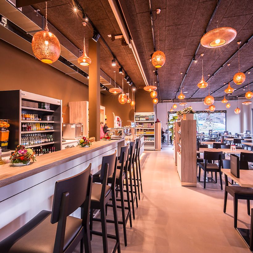 tables du restaurant zenhäusern